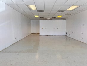 15250 S US 41/ Tamiami Trl, Fort Myers, FL à louer Photo intérieure– Image 2 sur 2