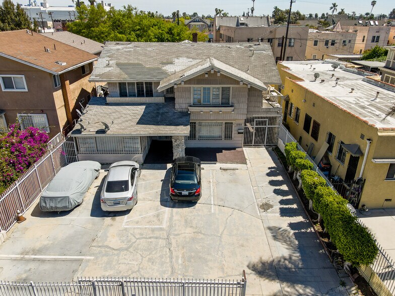 1320 Crenshaw Blvd, Los Angeles, CA à vendre - Photo de l’immeuble – Image 3 sur 8