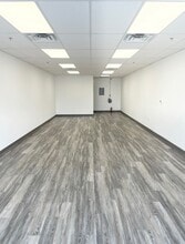3430 E Tropicana Ave, Las Vegas, NV à louer Photo de l’immeuble– Image 1 sur 2