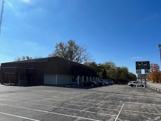 300 W 4th St, Mount Vernon, IN à louer - Photo de l’immeuble – Image 3 sur 10