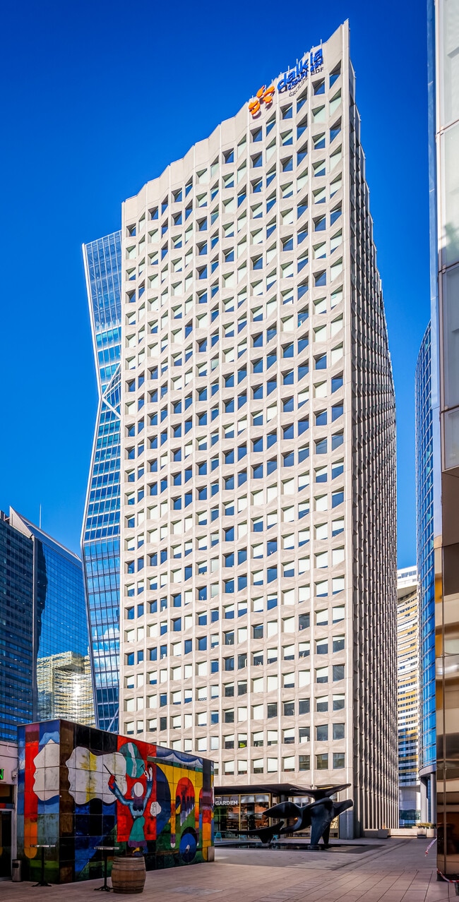 Plus de détails pour 33 Place Des Corolles, Courbevoie - Bureau, Local commercial à louer