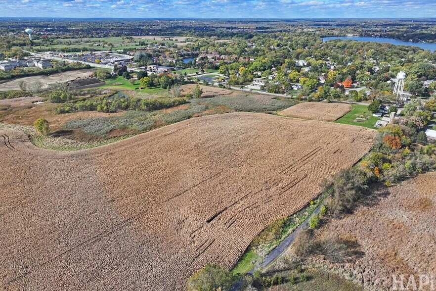 18521 E Belvidere Rd, Grayslake, IL à vendre - Aérien – Image 3 sur 8