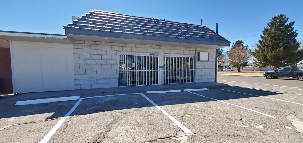 3700 Bliss Ave, El Paso, TX à vendre - Photo de l’immeuble – Image 2 sur 15