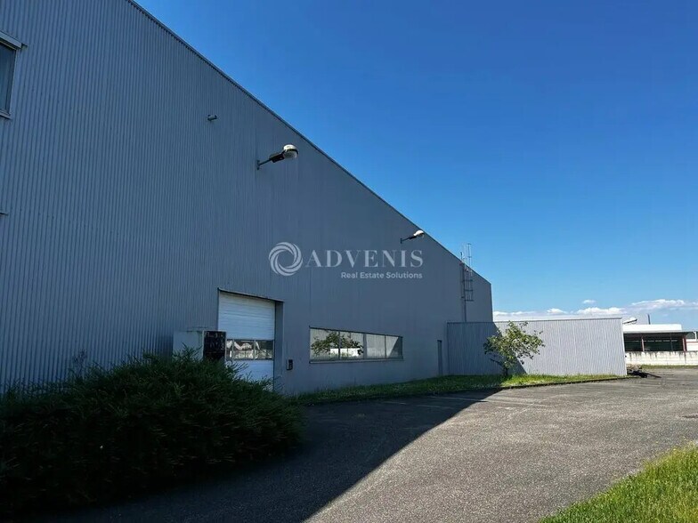 Local d’activités dans Molsheim à louer - Photo de l’immeuble – Image 3 sur 8