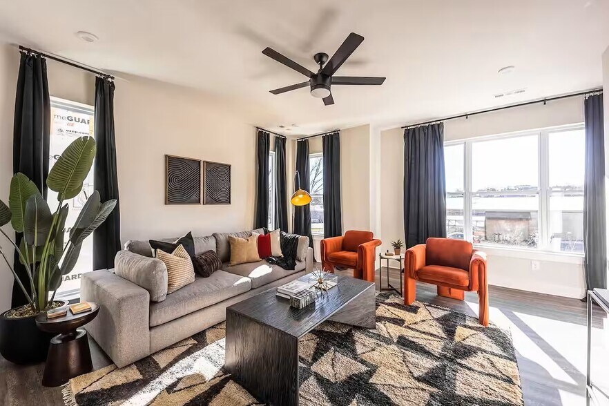 234 Oceola Ave, Nashville, TN à vendre - Photo intérieure – Image 2 sur 26