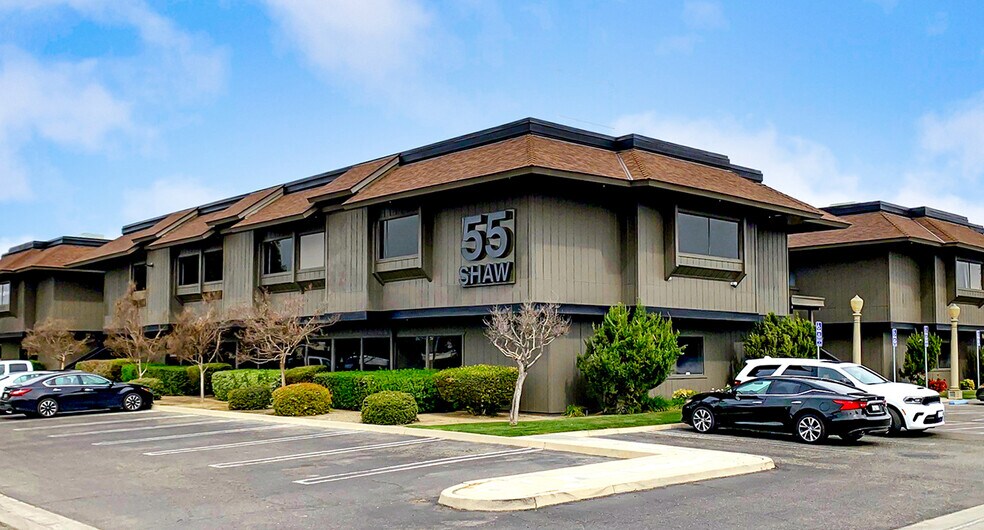 55 Shaw Ave, Clovis, CA à louer - Photo principale – Image 1 sur 1
