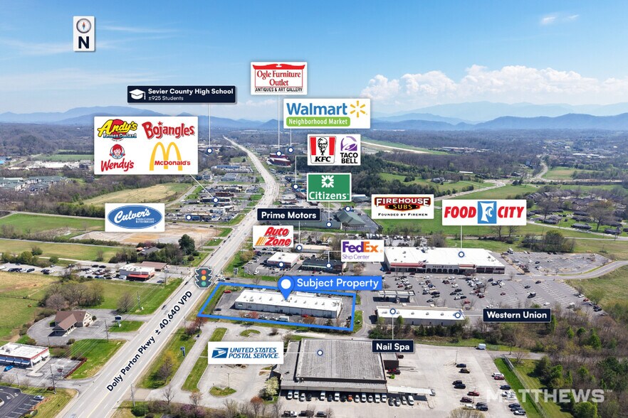 739 Dolly Parton Pky, Sevierville, TN à vendre - Photo de l’immeuble – Image 3 sur 4