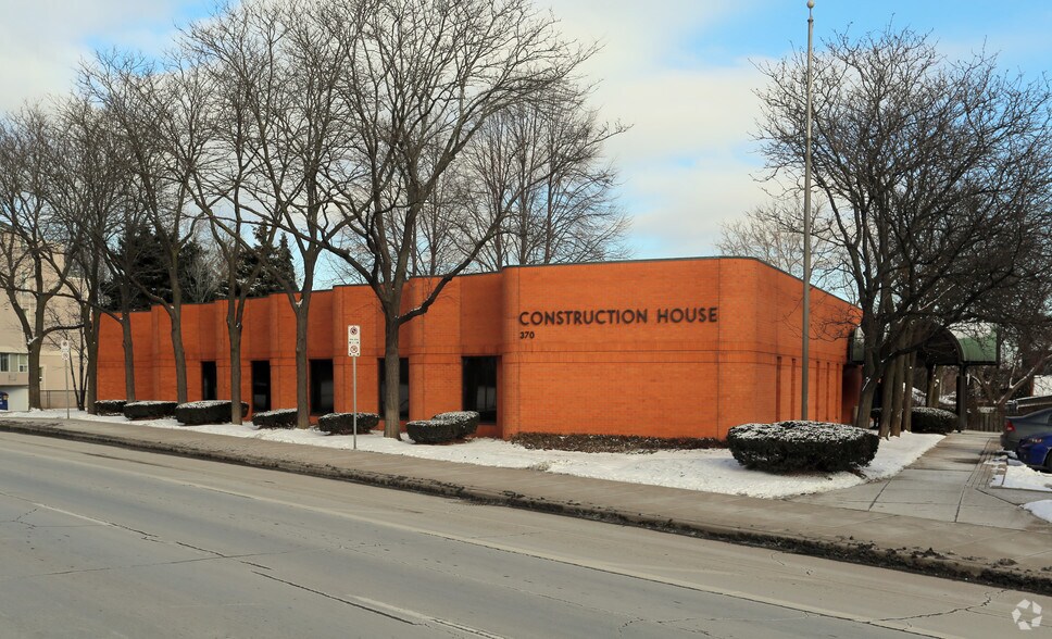 370 York Blvd, Hamilton, ON à louer - Photo principale – Image 1 sur 2