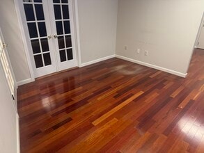 495 Hope St, Bristol, RI à louer Photo intérieure– Image 2 sur 4