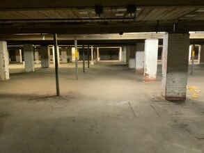 129 Brookside Ave, West Warwick, RI à louer Photo intérieure– Image 2 sur 2