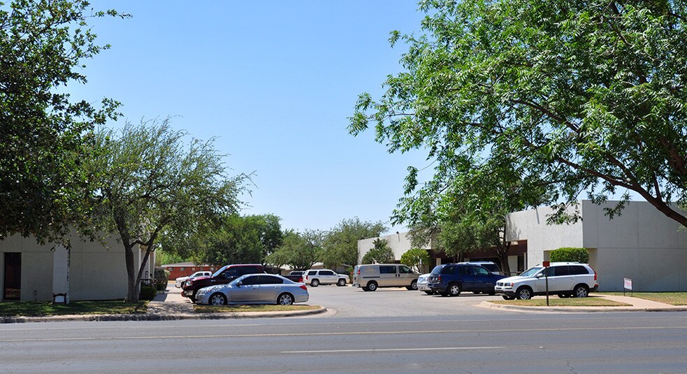 3001 W Illinois Ave, Midland, TX à vendre - Photo de l’immeuble – Image 3 sur 5