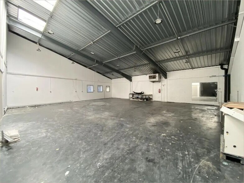 Bureau dans Dardilly à louer - Photo intérieure – Image 2 sur 7