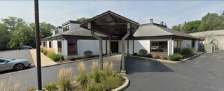 Plus de détails pour 2210 Dean St, St Charles, IL - Bureau à vendre