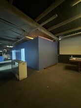 15150 Slover Ave, Fontana, CA à louer Photo intérieure– Image 2 sur 7