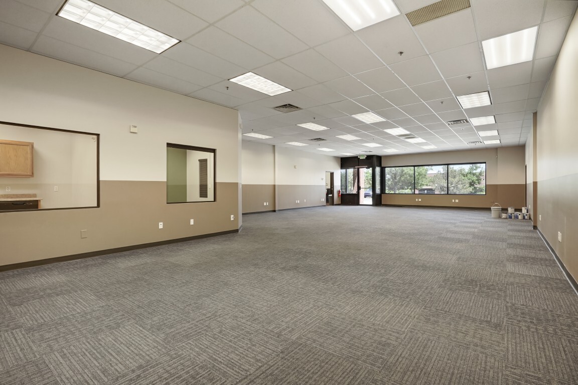 10875 Dover St, Westminster, CO 80021 - Lot 300/400 - - Photo intérieure - Image 2 of 22
