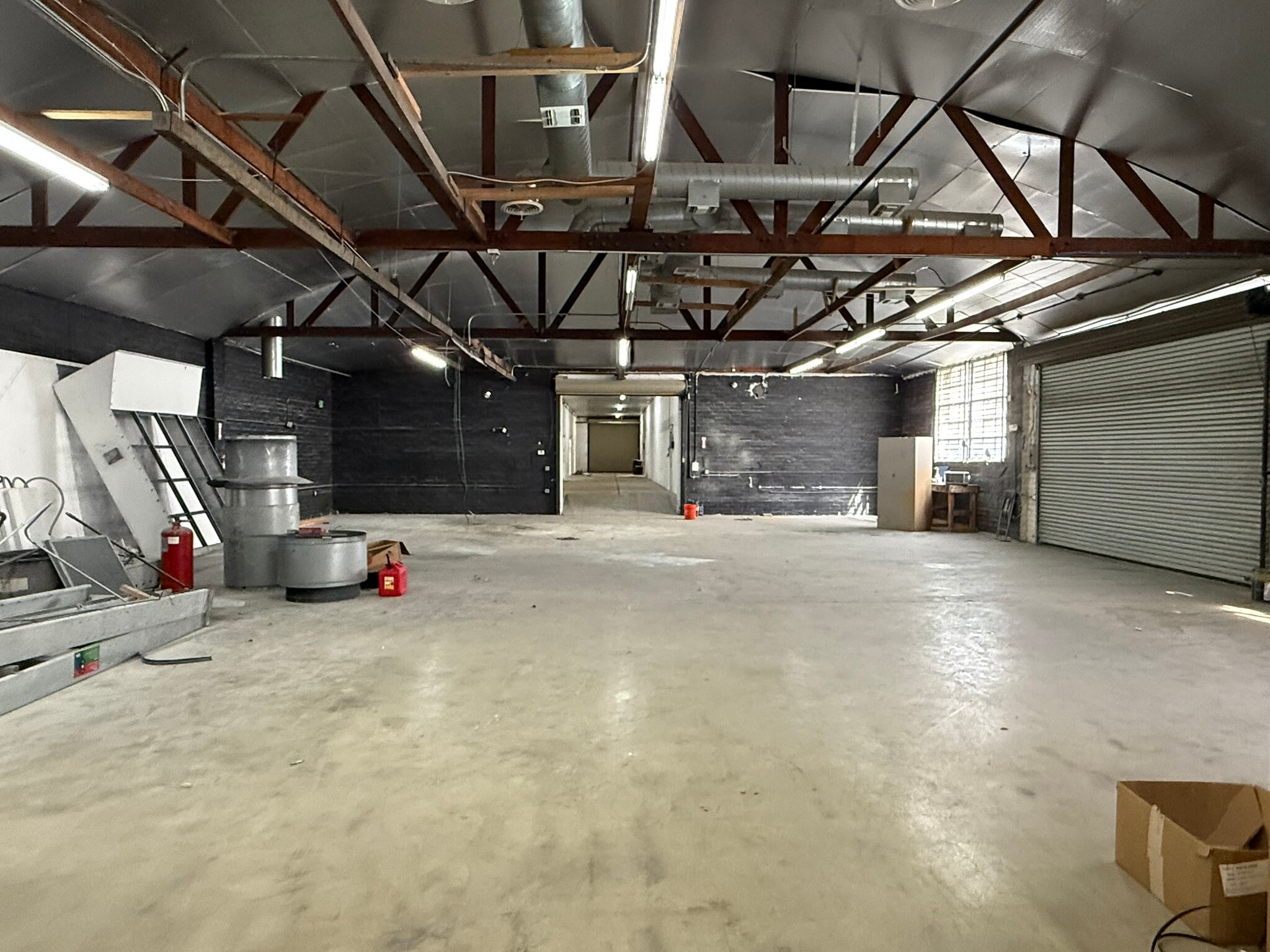 2905 Winona Ave, Burbank, CA à louer Photo intérieure– Image 1 sur 18