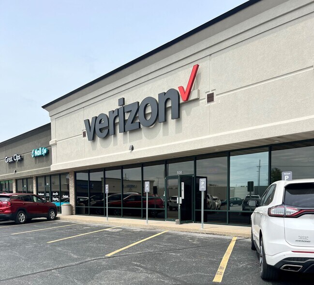 100-132 George E Phelps Blvd, Carthage, MO à louer - Photo de l’immeuble – Image 3 sur 6