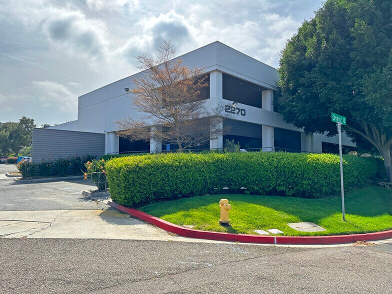 2270 Cosmos Ct, Carlsbad, CA à louer - Photo de l’immeuble – Image 1 sur 5