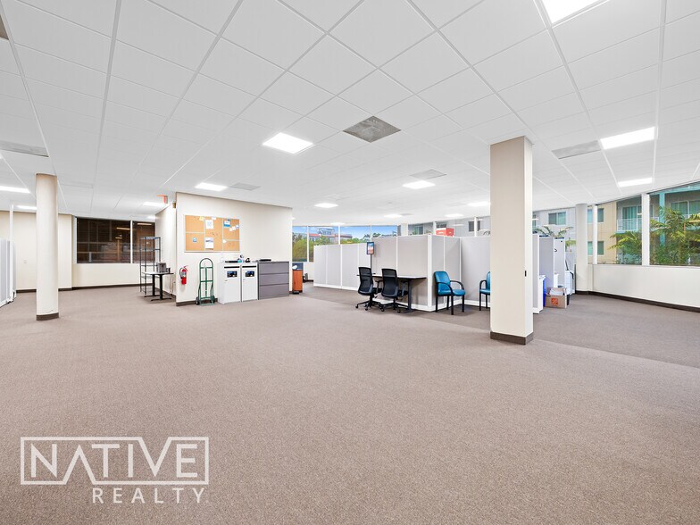 634 NE 3rd Ave, Fort Lauderdale, FL à louer - Photo de l’immeuble – Image 3 sur 14