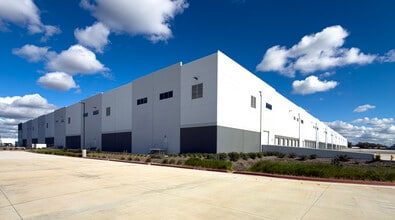 Industrial Dr, Stockton, CA à louer Photo de l’immeuble– Image 2 sur 10