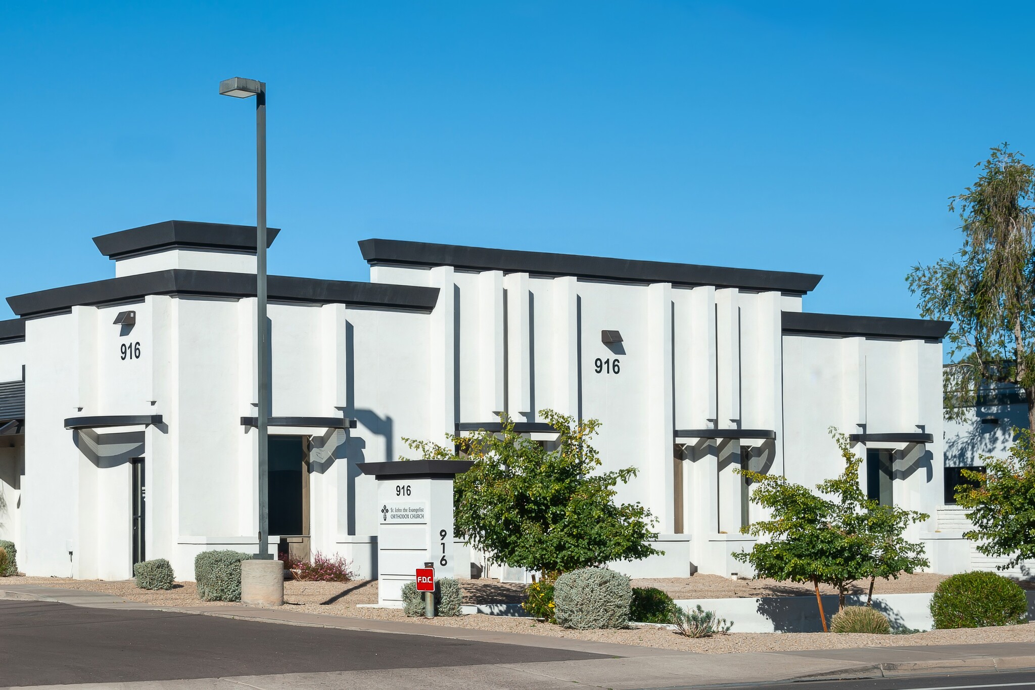 916 S 52nd St, Tempe, AZ à louer Photo principale– Image 1 sur 11
