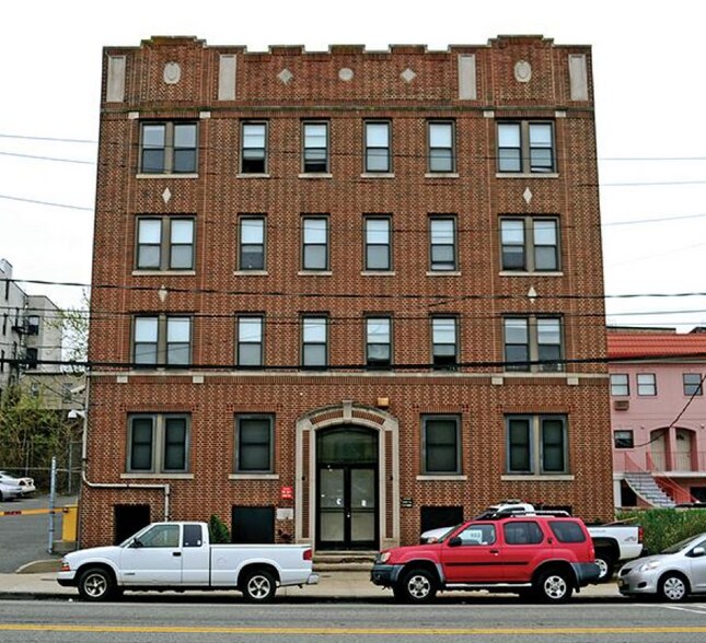 2040 John F Kennedy Blvd, Jersey City, NJ à vendre - Photo de l’immeuble – Image 3 sur 6