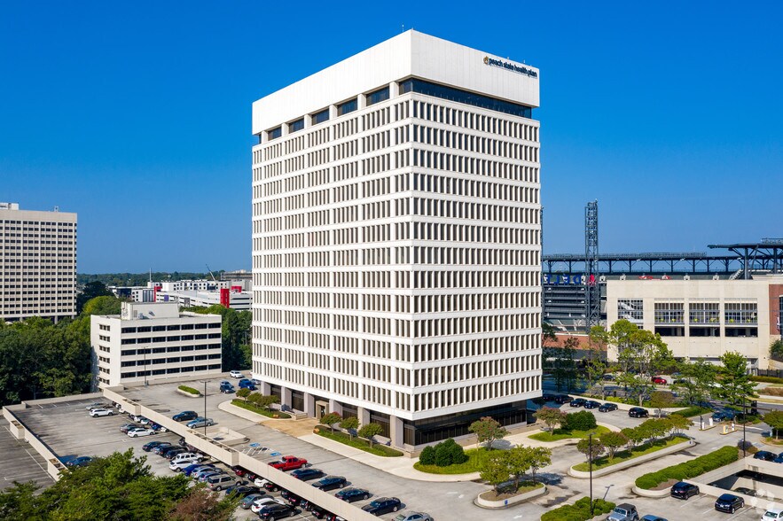 1100 Circle 75 Pky SE, Atlanta, GA à louer - Photo principale – Image 1 sur 15