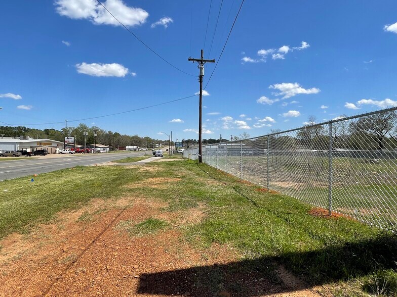 2106 E US Highway 80, White Oak, TX à vendre - Aérien – Image 2 sur 9