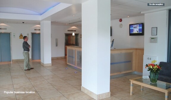 35-43 Newport Rd, Cardiff à vendre - Hall d’entrée – Image 2 sur 8