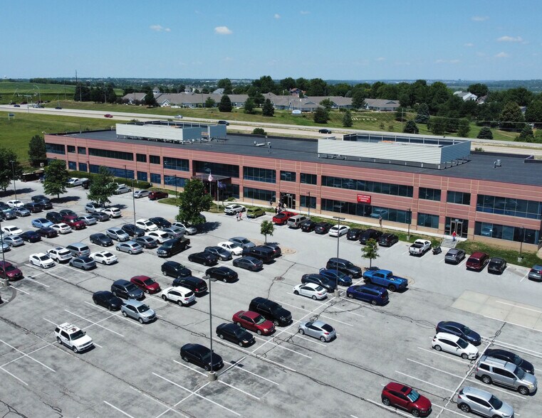 4502-4530 Maass Rd, Bellevue, NE à louer - Photo de l’immeuble – Image 3 sur 12