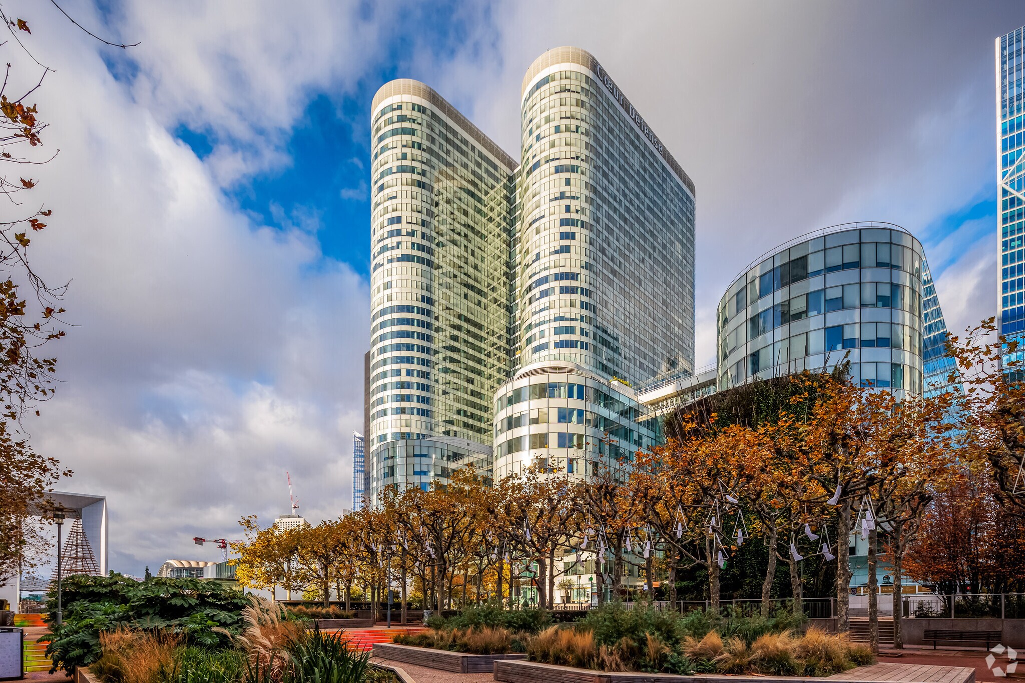 110 Esplanade Du Général De Gaulle, Courbevoie à louer Photo principale– Image 1 sur 12