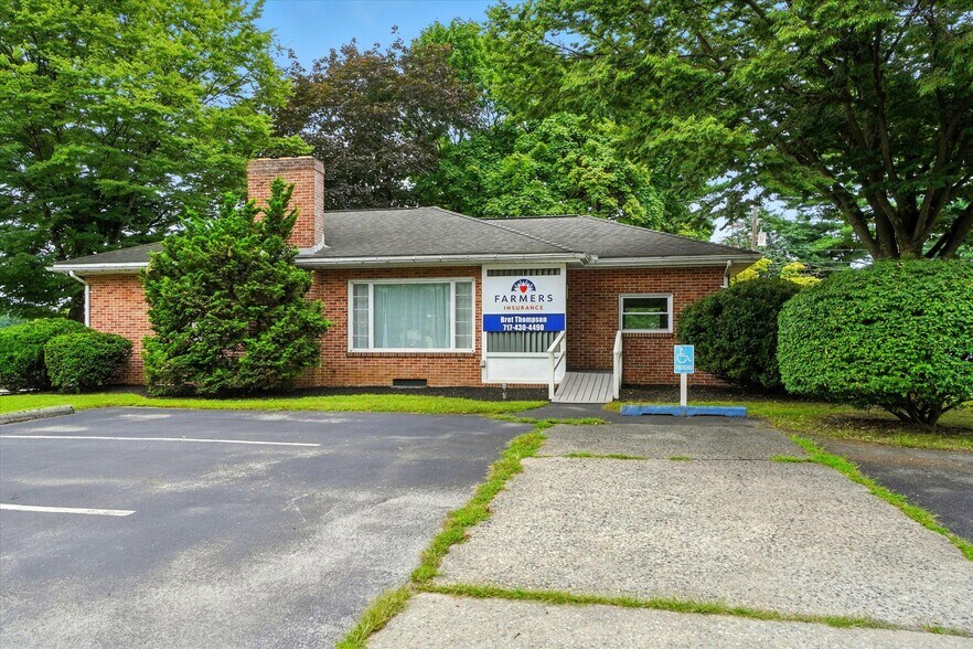 2214 S Queen St, York, PA à vendre - Photo de l’immeuble – Image 1 sur 13