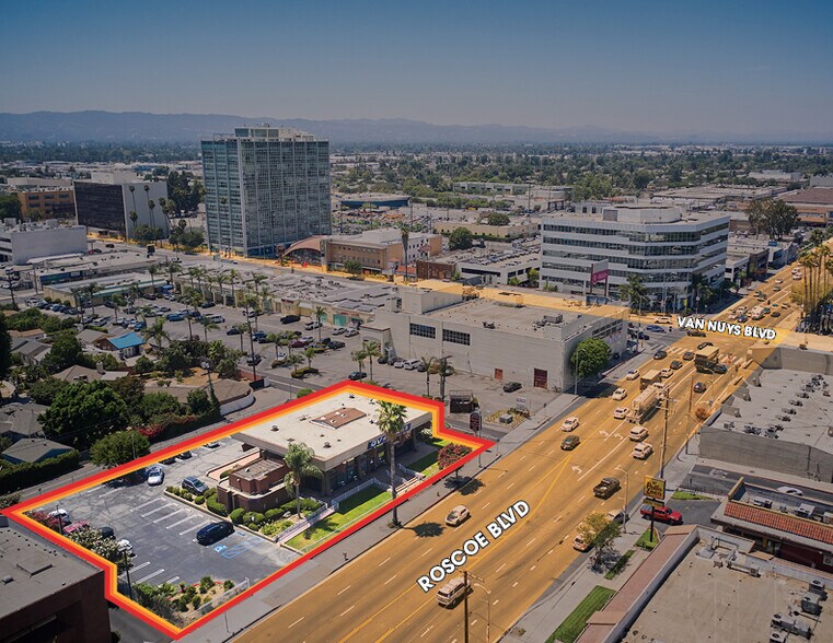 8200-8252 Van Nuys Blvd, Panorama City, CA à louer - Aérien – Image 3 sur 3