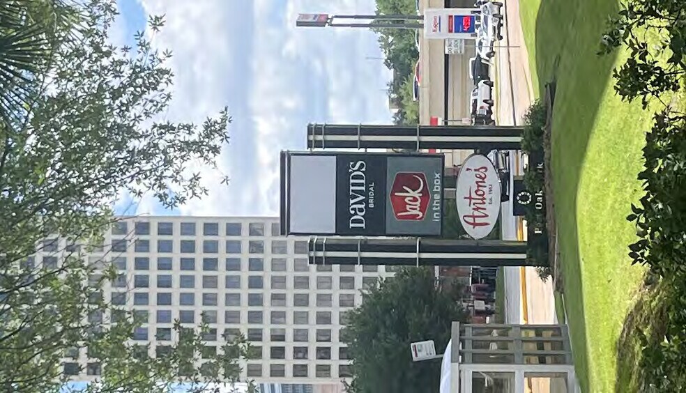 4500 San Felipe Rd, Houston, TX à louer - Photo de l’immeuble – Image 2 sur 4