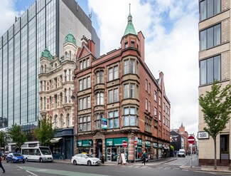 Plus de détails pour 70-74 High St, Belfast - Bureau à louer