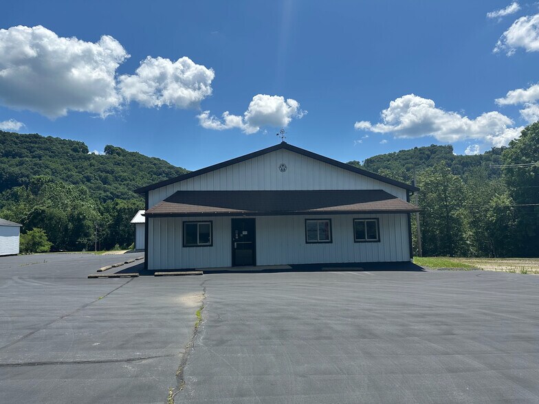 829 Grant St, Franklin, PA à vendre - Photo de l’immeuble – Image 3 sur 29