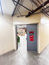 3731 Mackintosh St, Halifax, NS à louer Photo intérieure– Image 2 sur 5