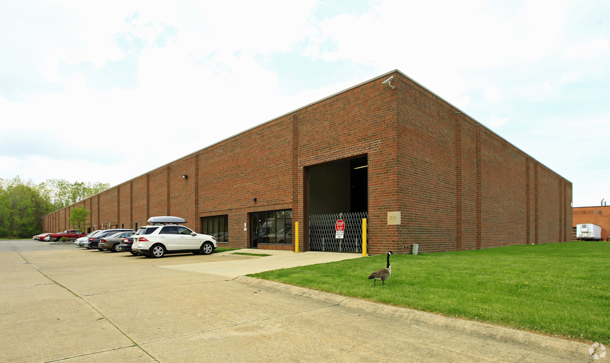 7350 Production Dr, Mentor, OH à louer Photo principale– Image 1 sur 5