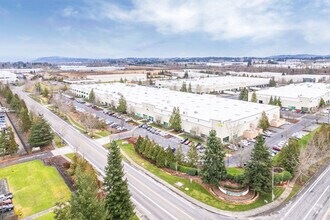 18550-18870 NE Riverside Pky, Portland, OR - Vue aérienne  vue de carte