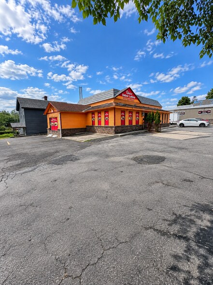 401 W Dominick St, Rome, NY à vendre - Photo de l’immeuble – Image 3 sur 31