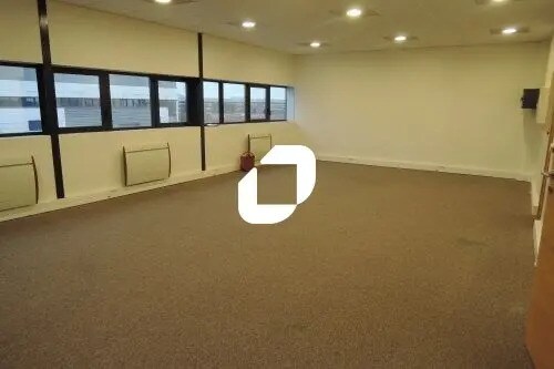 Bureau dans Bailly-Romainvilliers à louer - Photo de l’immeuble – Image 2 sur 7