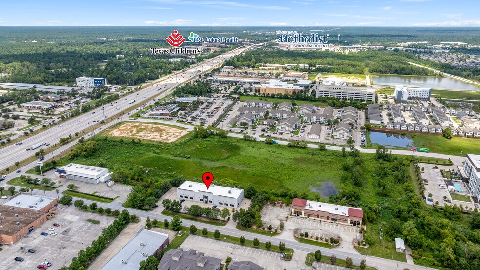 255 Ed English Dr, Shenandoah, TX à vendre - Aérien – Image 1 sur 26