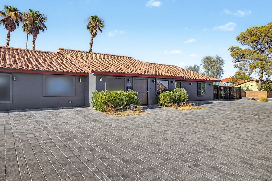 6470 W Desert Inn Rd, Las Vegas, NV à vendre - Photo de l’immeuble – Image 3 sur 59