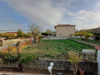 Plus de détails pour Terrain à vendre