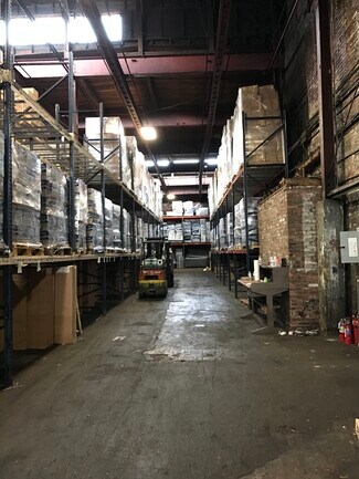 Plus de détails pour 999 Sherosky Way, Springdale, PA - Industriel/Logistique à louer