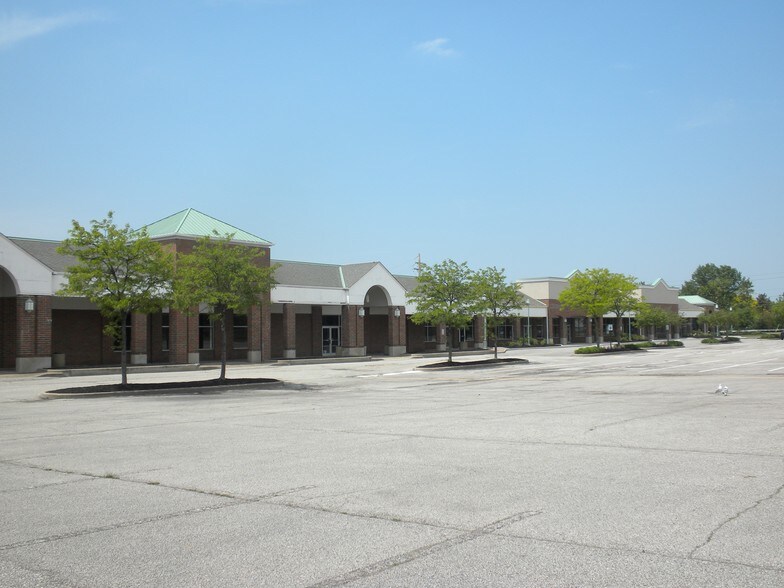 22101-22169 Rockside Rd, Bedford, OH à vendre - Photo de l’immeuble – Image 2 sur 2