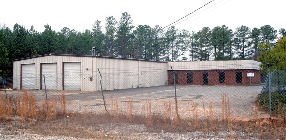 1511 Commercial Ct, Jonesboro, GA à vendre - Photo de l’immeuble – Image 2 sur 7