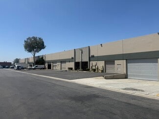 Plus de détails pour 3110-3122 E Via Mondo Rd, Compton, CA - Industriel/Logistique à louer