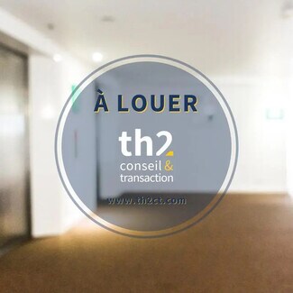 Plus de détails pour 4 Rue Saint-Thomas, Saint-Lô - Bureau à louer