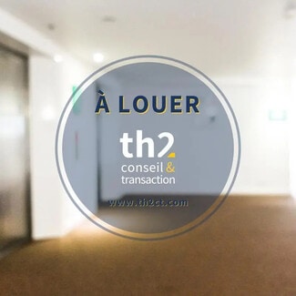 Plus de détails pour 4 Rue Saint-Thomas, Saint-Lô - Bureau à louer